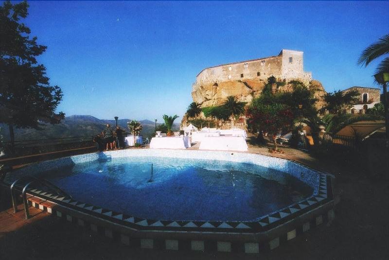Hotel Florio Castiglione De Sicilia Ngoại thất bức ảnh